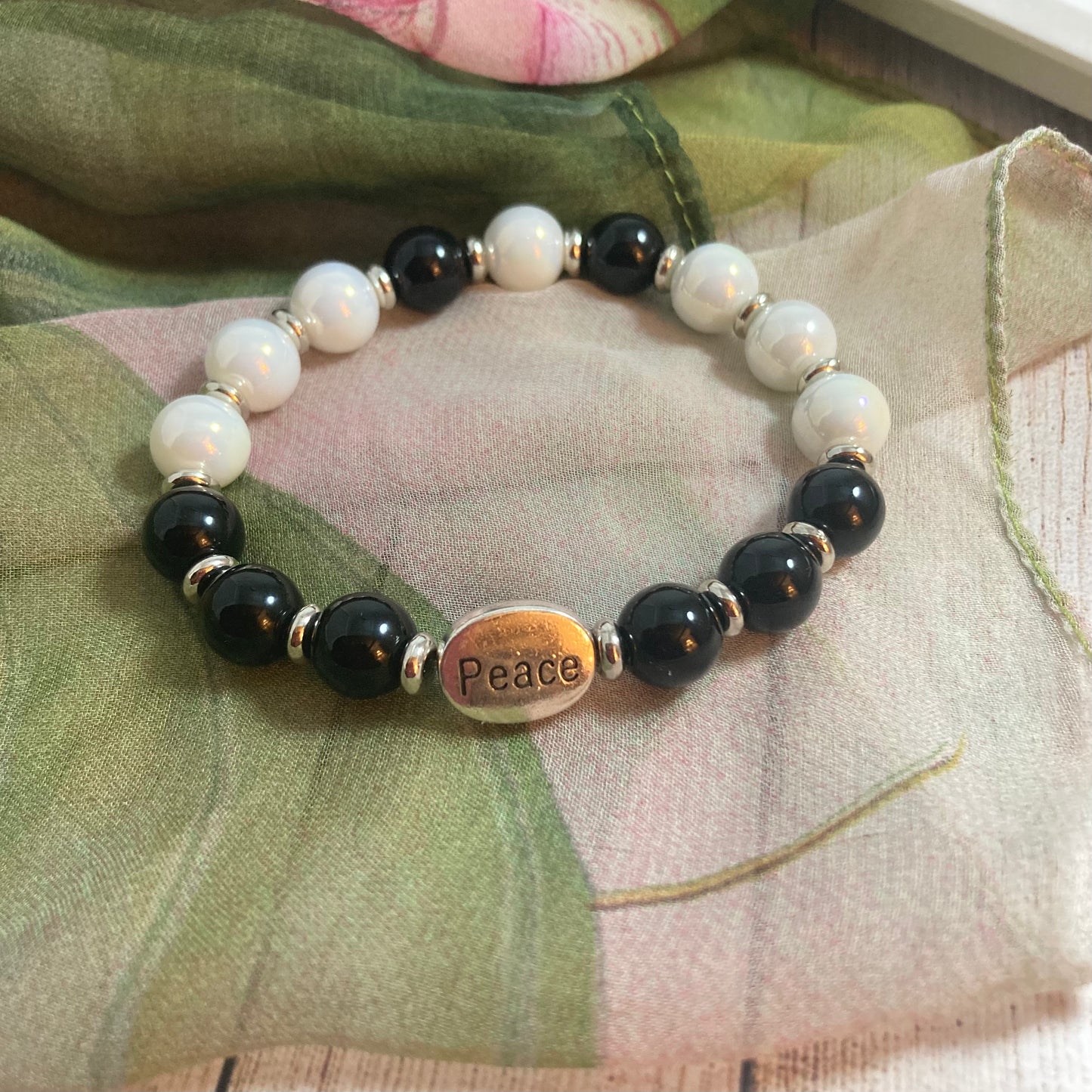 B24-15 Stretch Black & White Bracelet w/ PEACE Focal