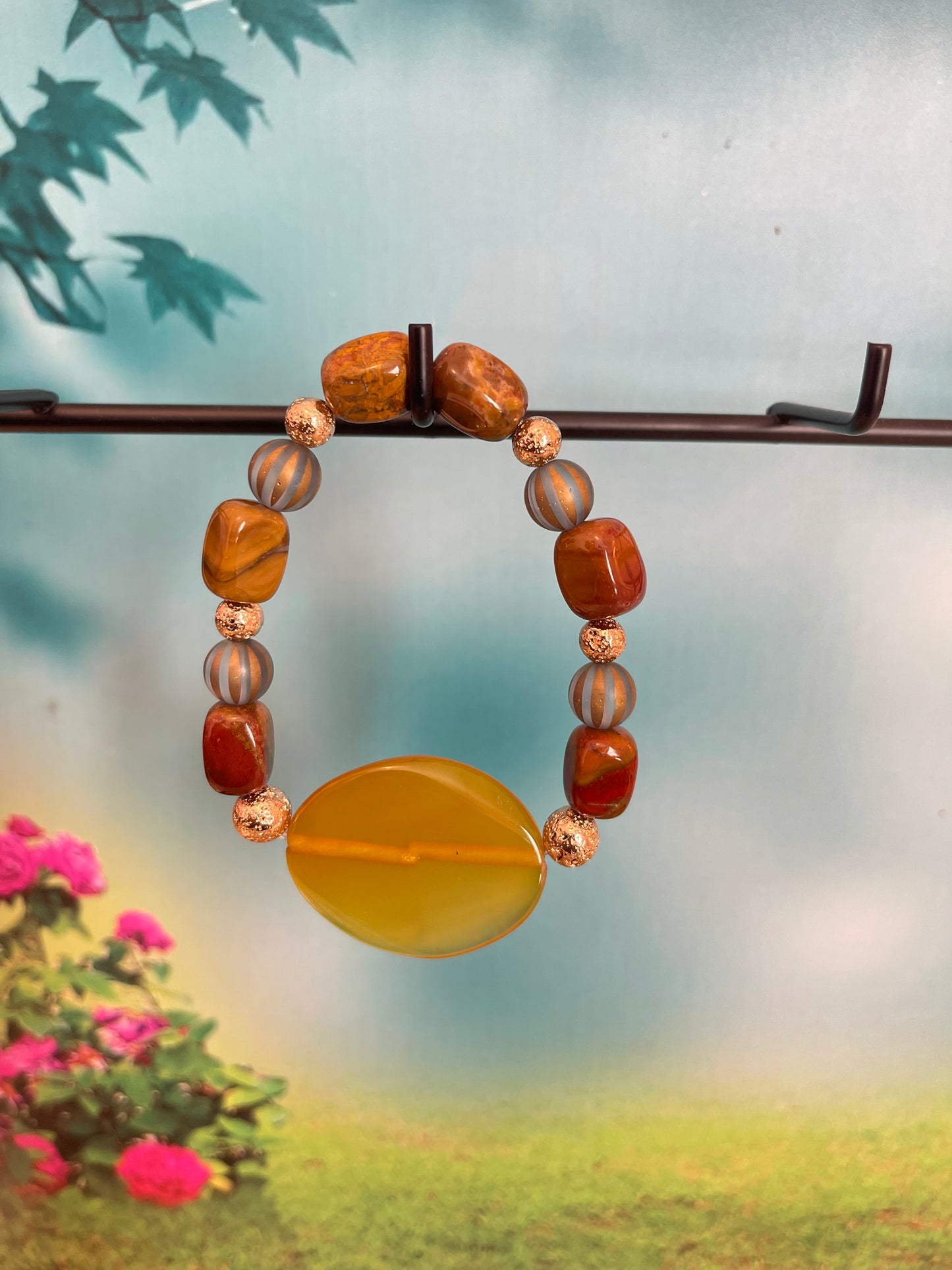25B-12 - Amber and Gold Stretch Bracelet
