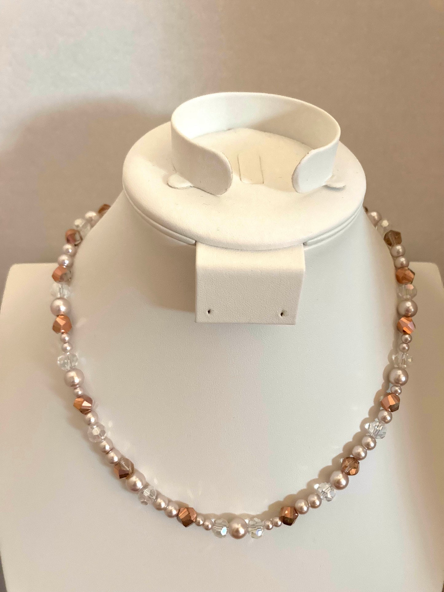 48N - Ivy & Beige Crystal Lane Bead Necklace