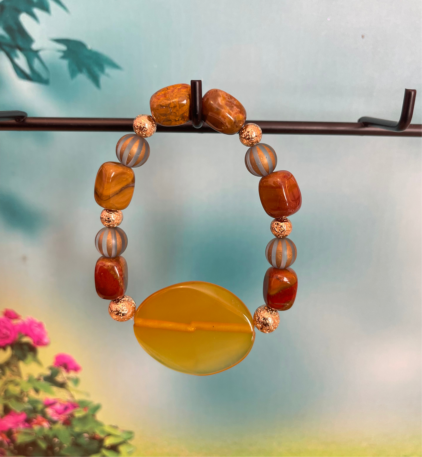 25B-12 - Amber and Gold Stretch Bracelet