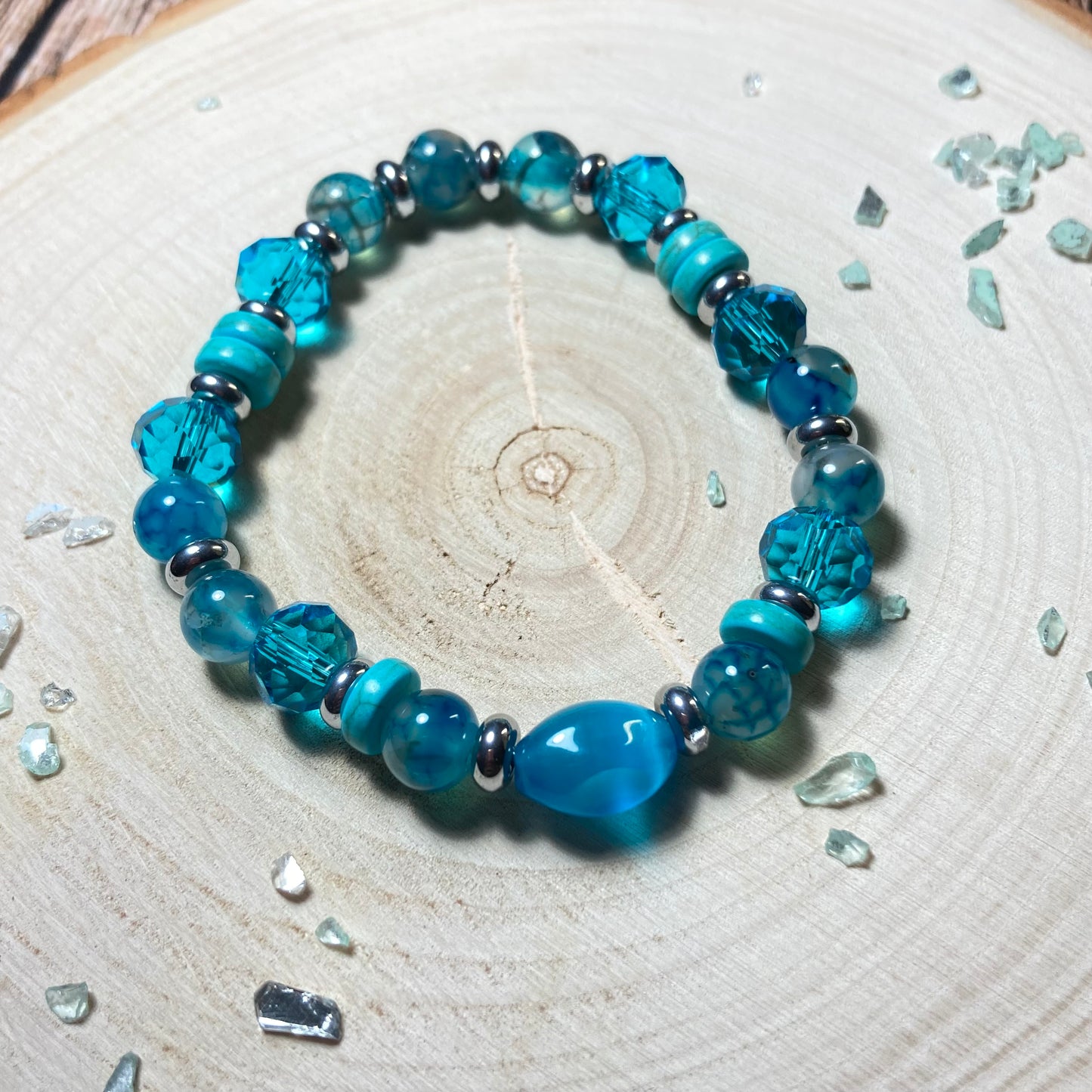 B24-49 - Turquoise Blue & Silver Stretch Bracelet