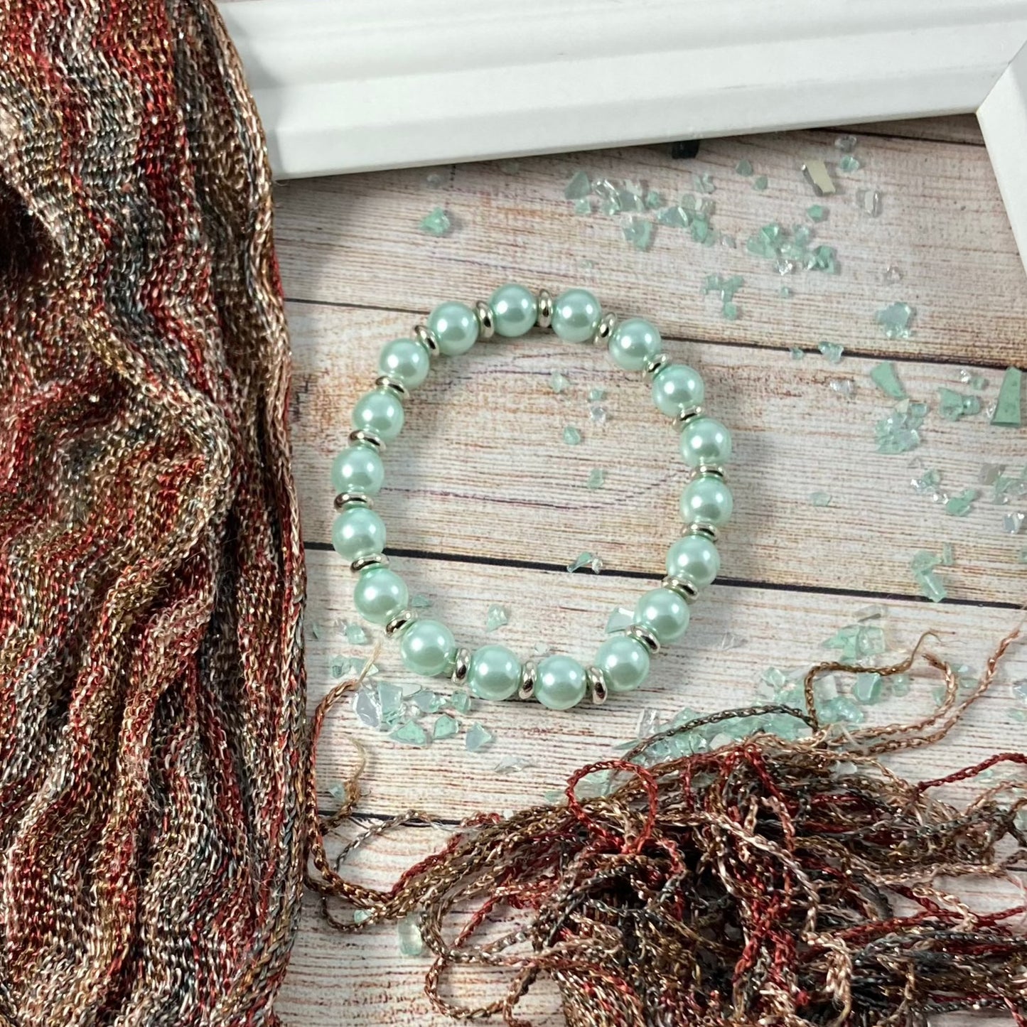 FMAM93 - Green & Silver Stretch Bracelet