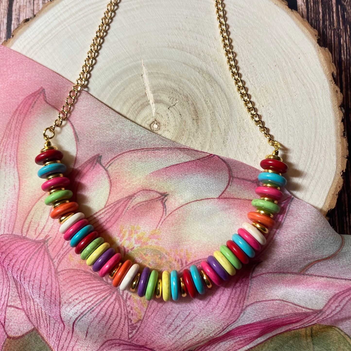 N24-F40 - Multi-Colored Necklace