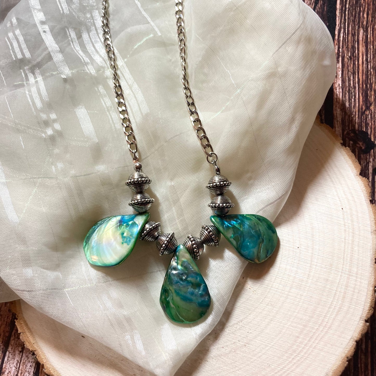 N24-F30 - Green and Silver Teardrop Necklace