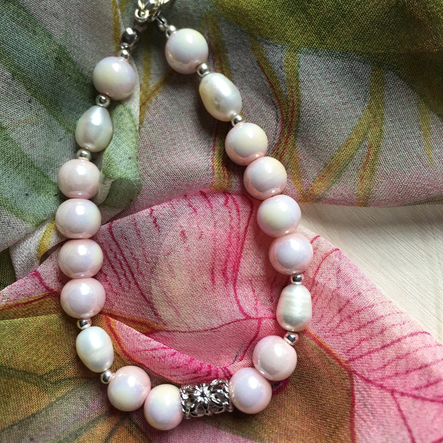 B24-F44C - Light Pink, White & Silver Bracelet