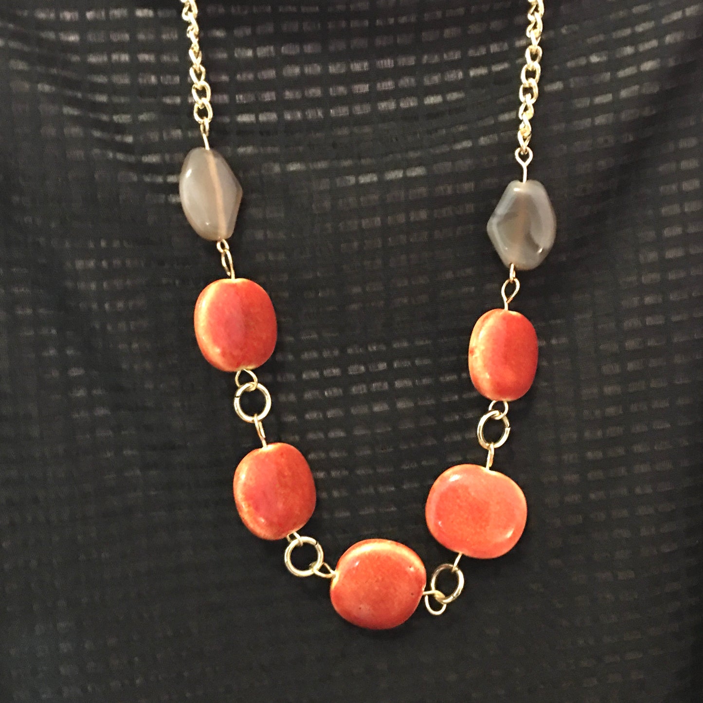N24-F42C Gold Linked Orange Crackle Necklace