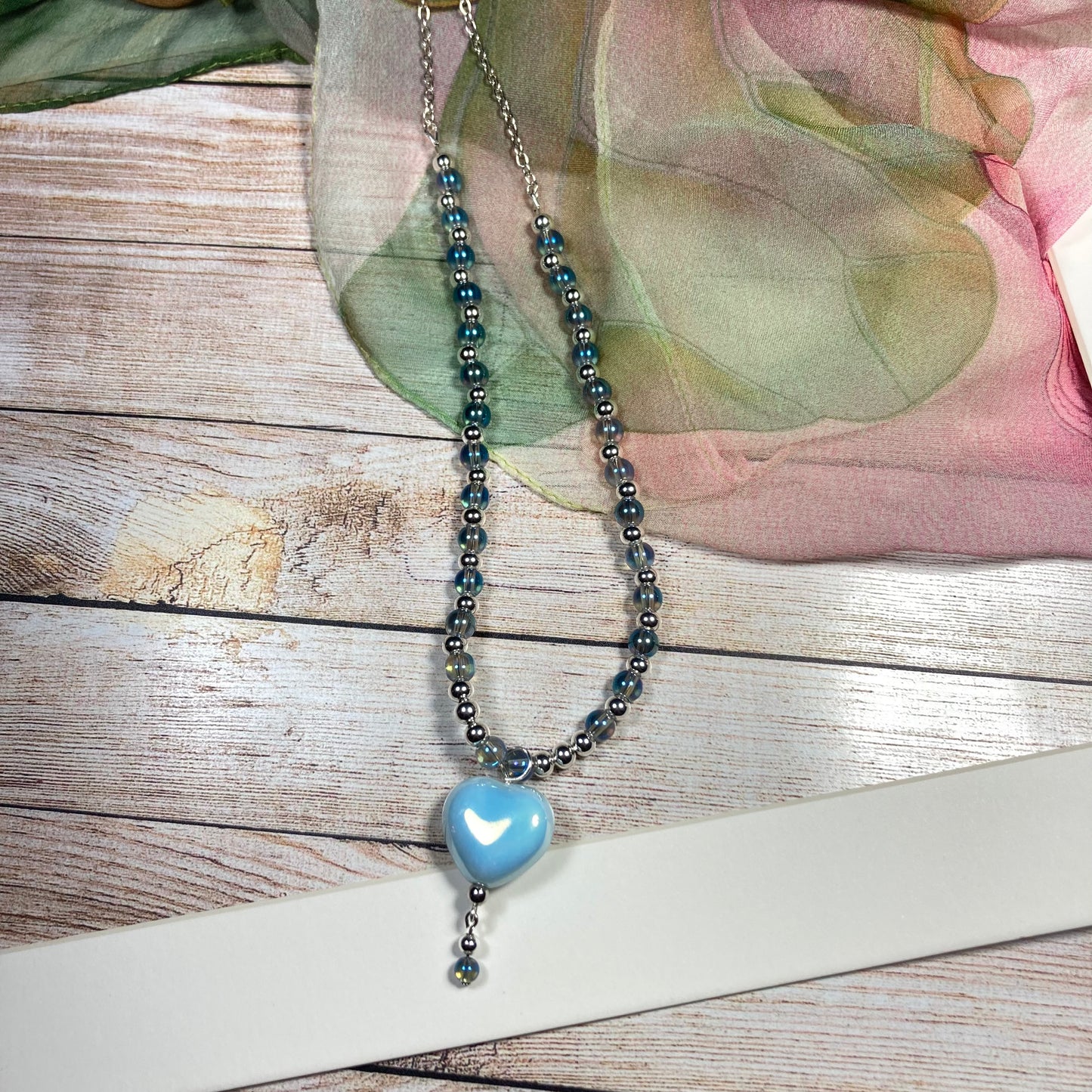 N24-C7 - Green Matte & Silver w/ Heart Focal