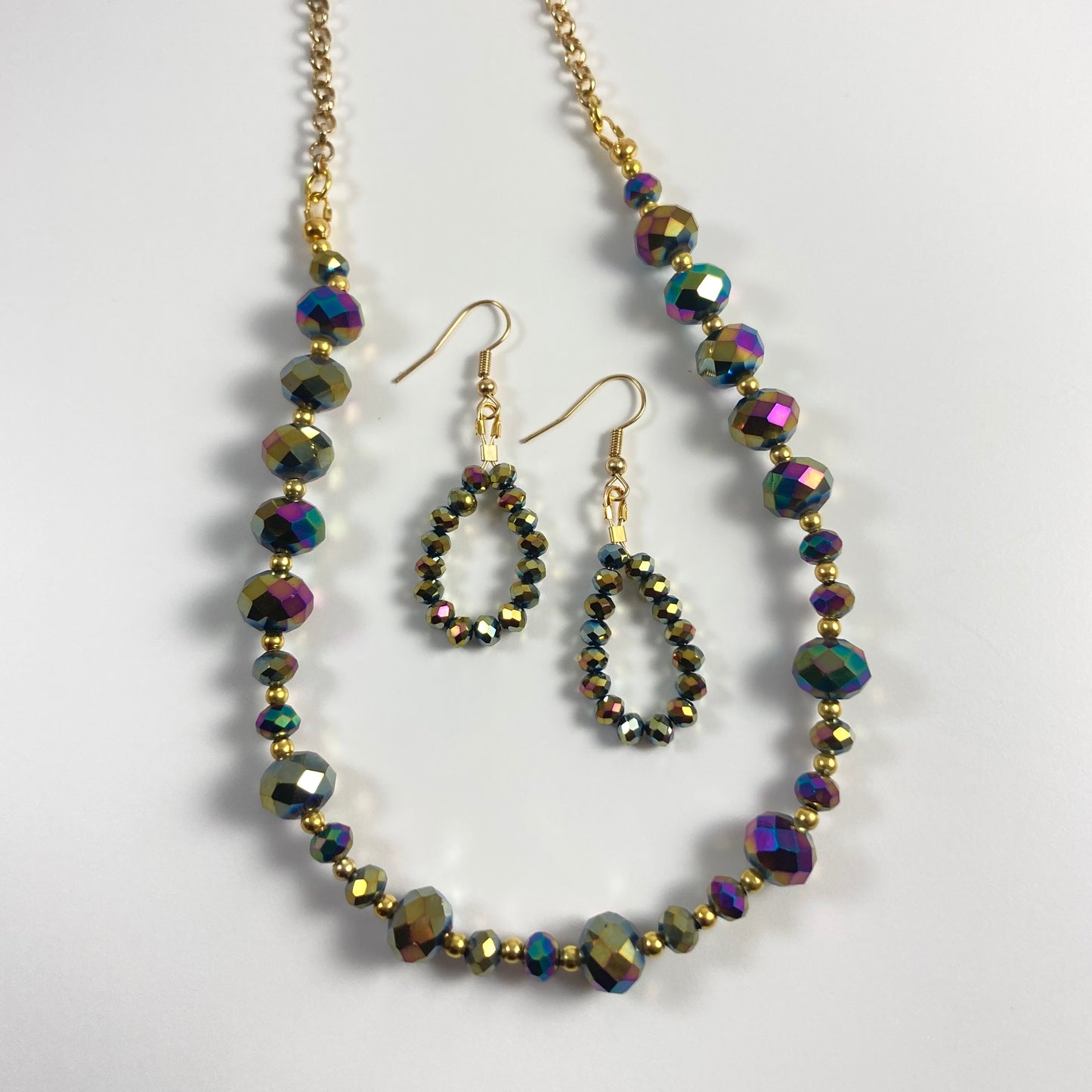 S24-S3 - Black & Gold Necklace & Earring Set