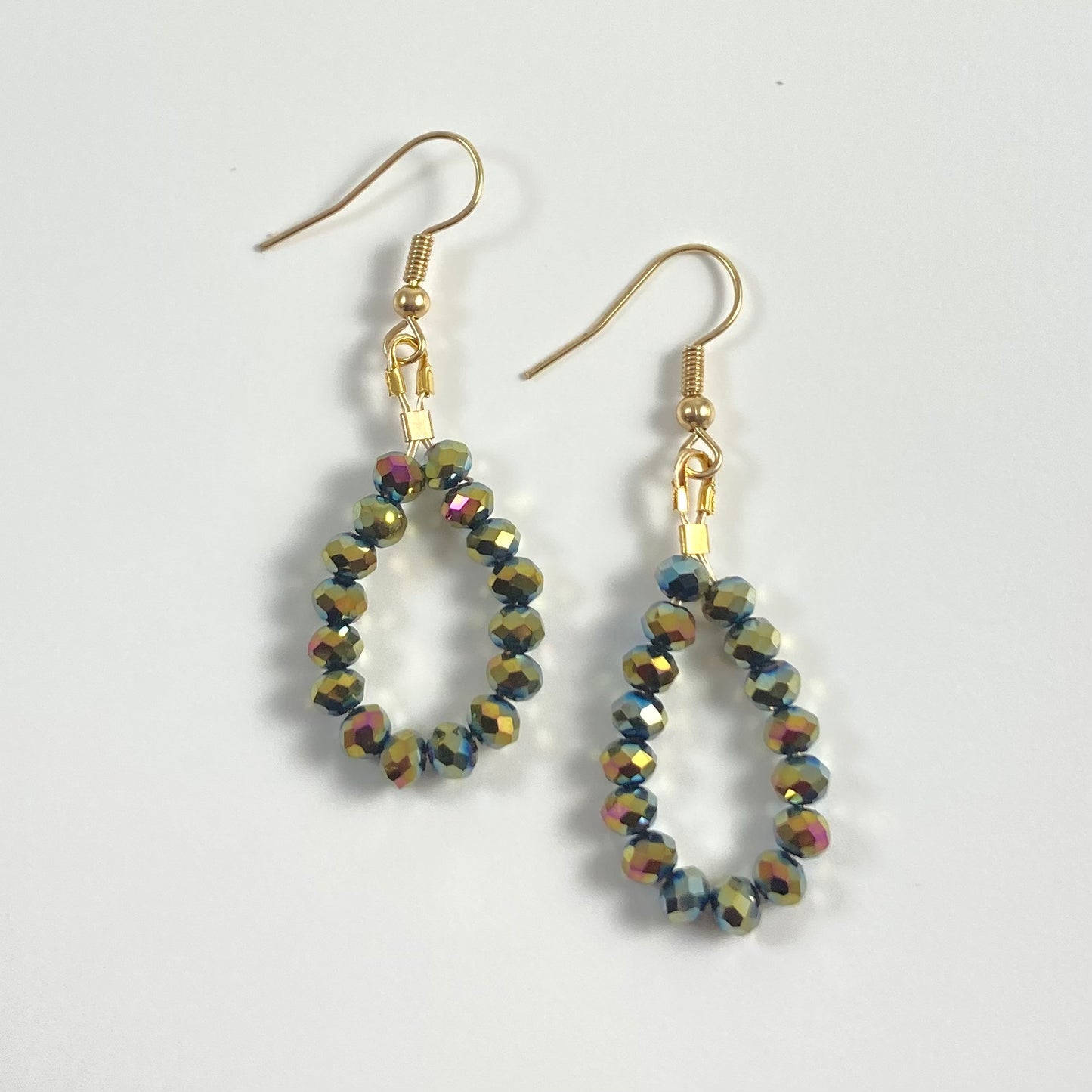 S24-S3 - Black & Gold Necklace & Earring Set