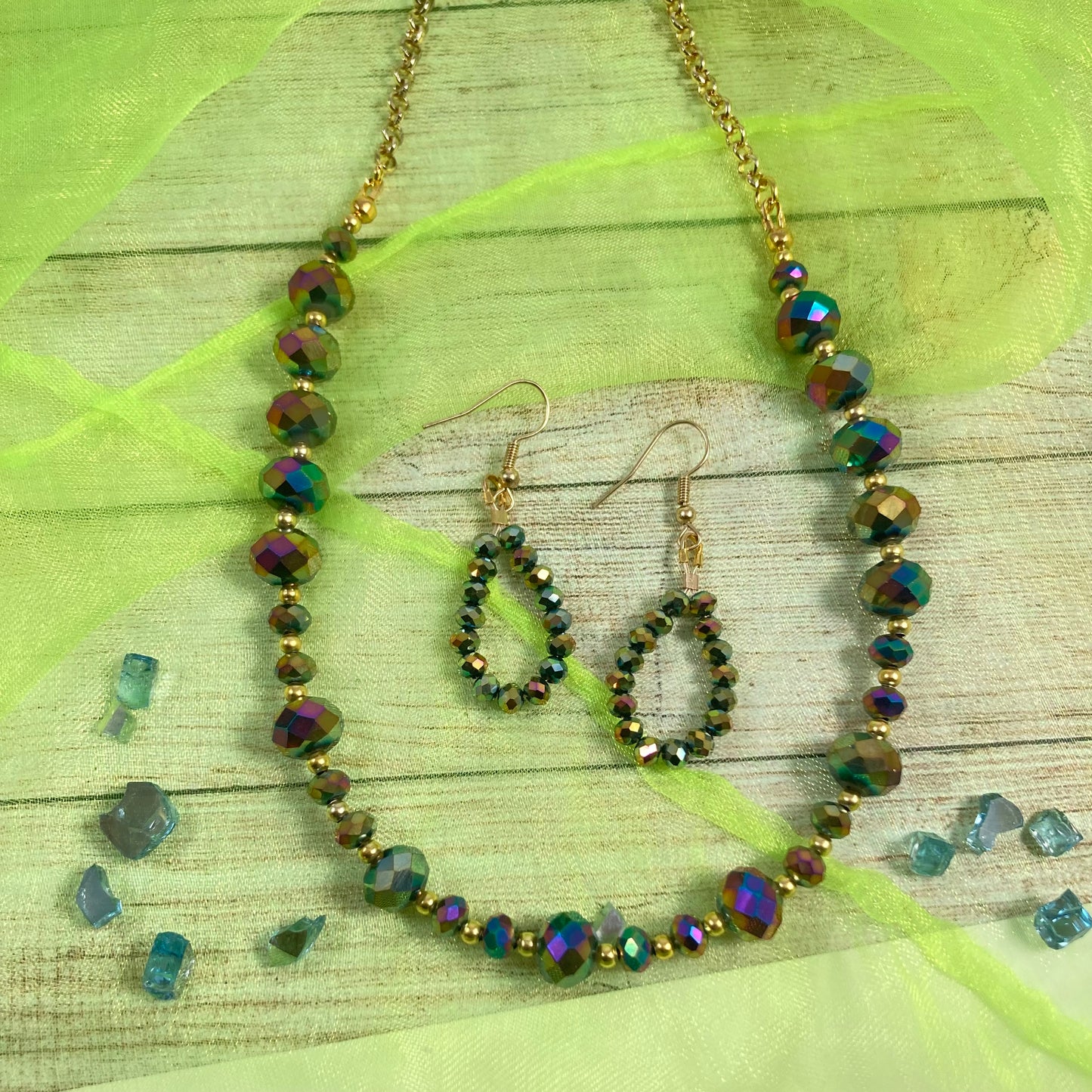 S24-S3 - Black & Gold Necklace & Earring Set