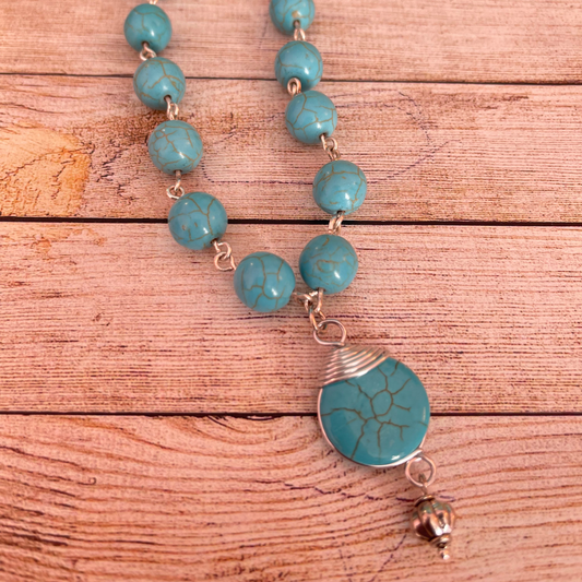 25N-9 - Turquoise and Silver Necklace with Dangle