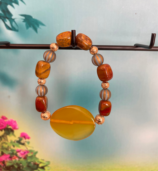 25B-12 - Amber and Gold Stretch Bracelet