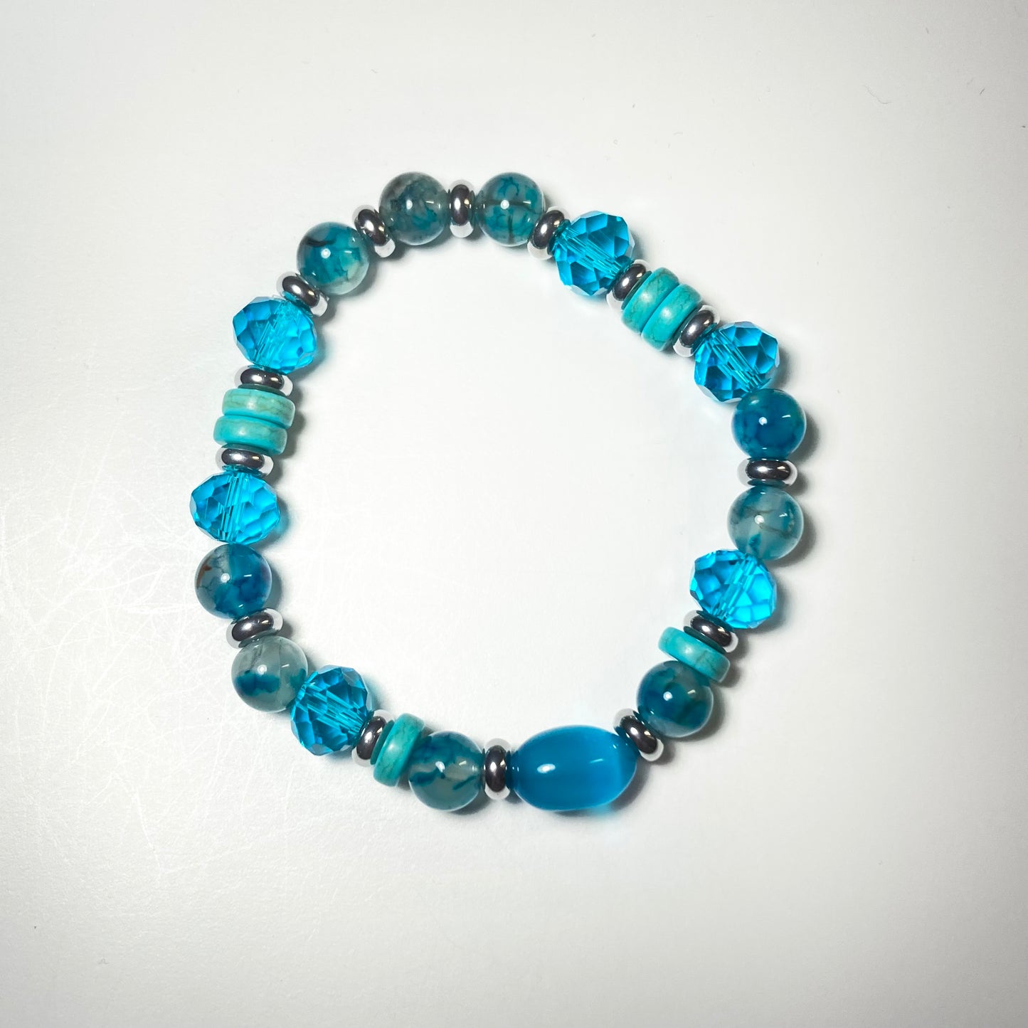 B24-49 - Turquoise Blue & Silver Stretch Bracelet