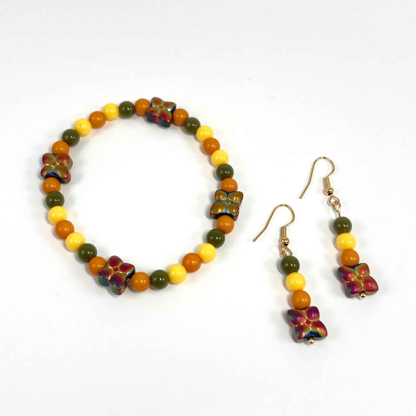 BE24-05 - Green, Pumpkin & Yellow Stretch Bracelet & Earrings