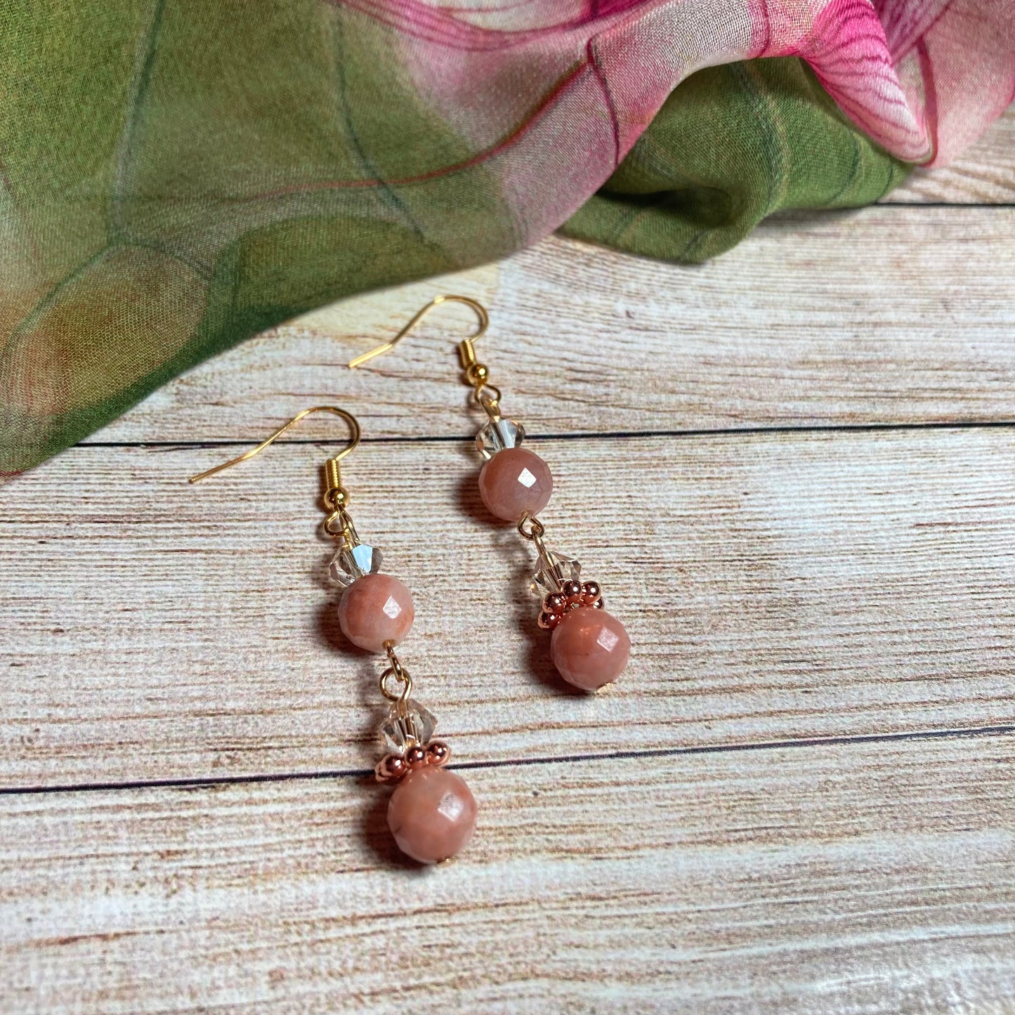 E24-S6 - Peach Bead Earrings