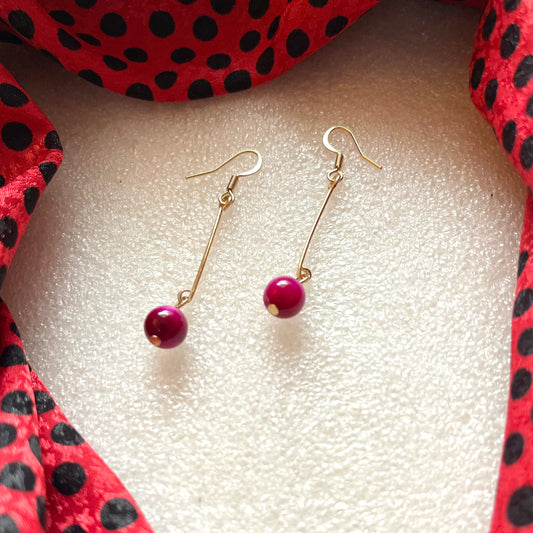 25 E28 Pink tiger eye dangle on gold