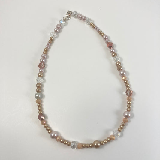 47N - Ivy & Beige Crystal Lane Glass Bead Necklace