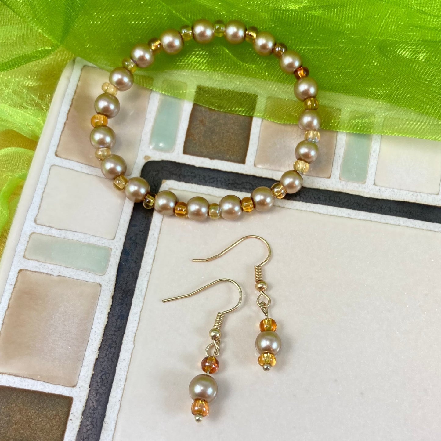 50GS - Gold & Amber Bead Bracelet and Earrings