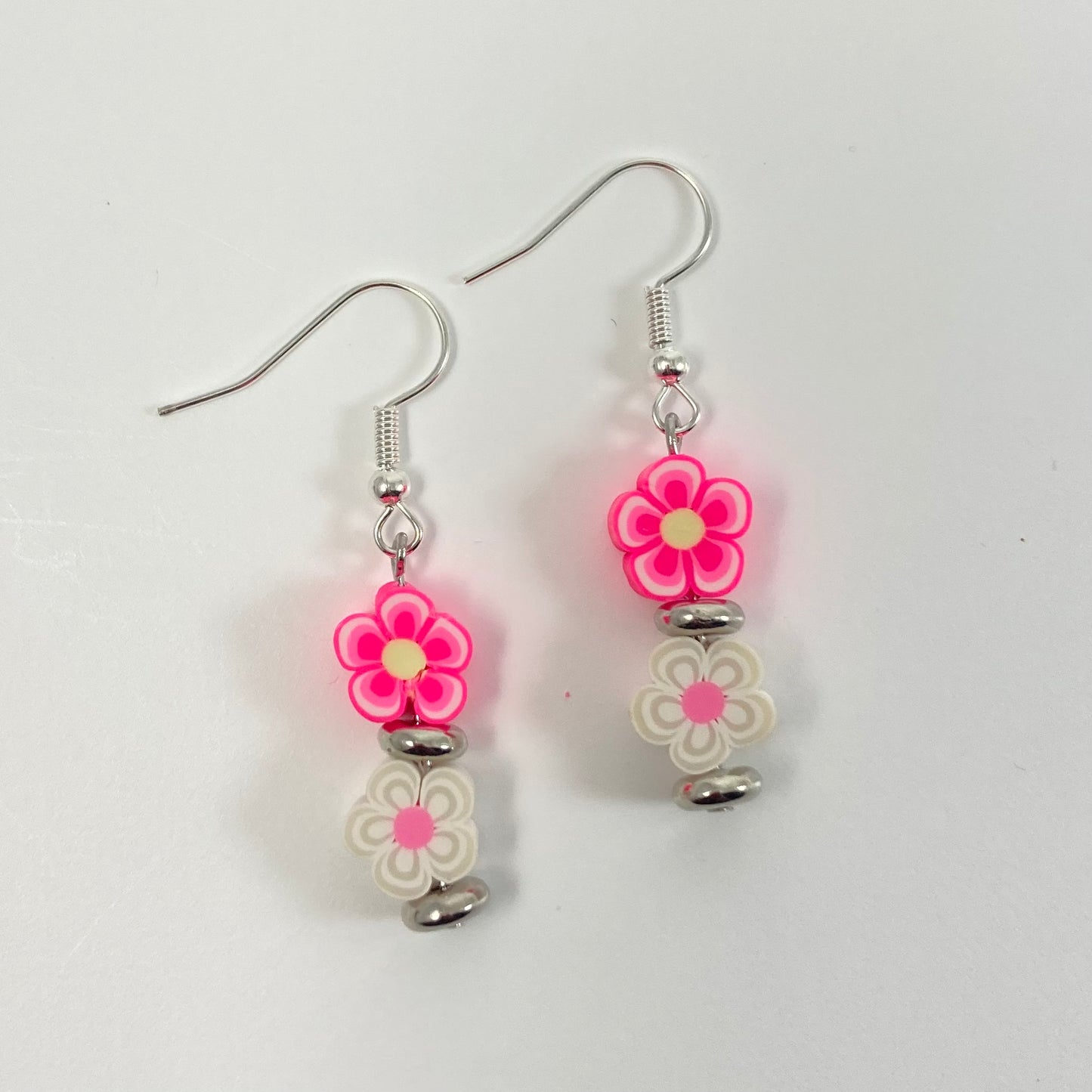 E24-YF1 - Pink & White Polymer Flower Earrings